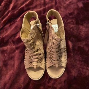 DV heels